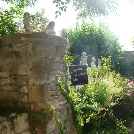 Au Chateau Casa de hóspedes *