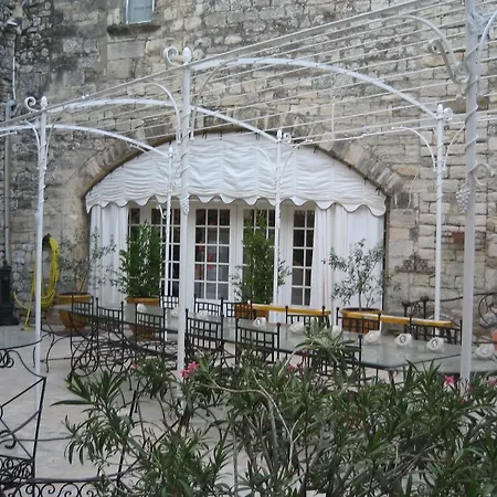 Casa de hóspedes Au Chateau *